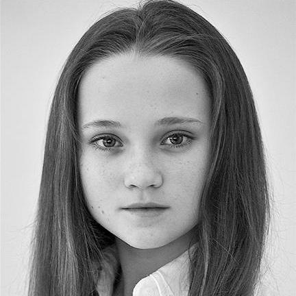 36+ Download Isabel Curtis Images