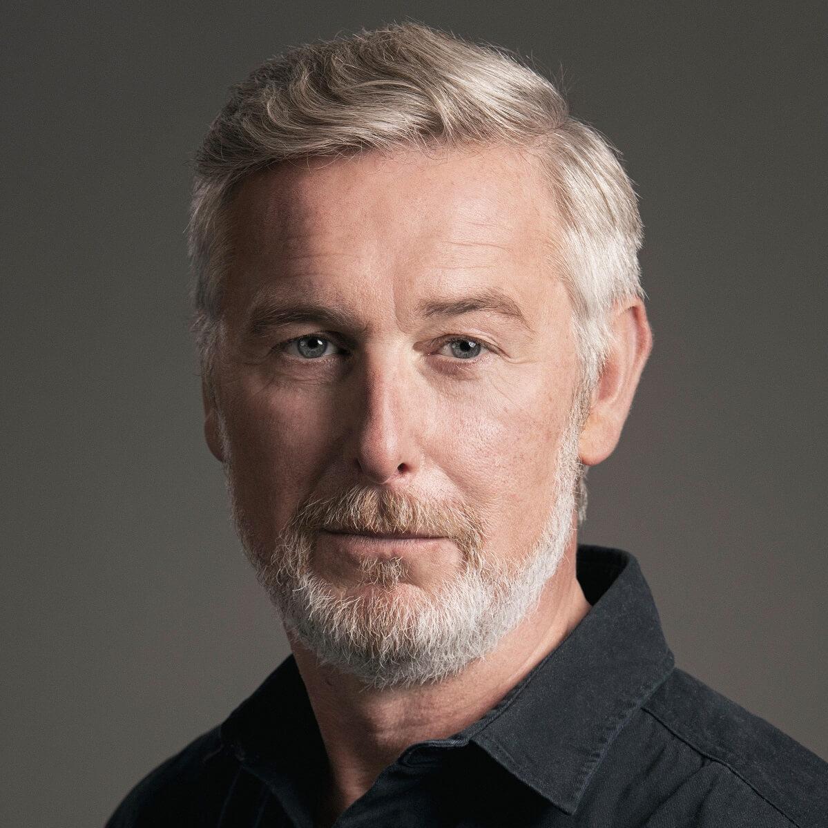 Стюарт грэхэм. Чарлз грем фотопортрет. Стюарт грэм. Стюарт грэм. Стюарт грэхэм ирландский актёр.